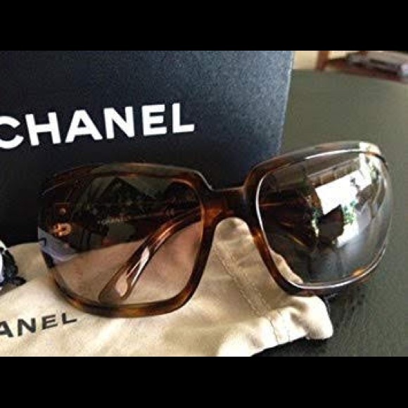 Chanel quilted multi sunglasses - Picture 1 of 5